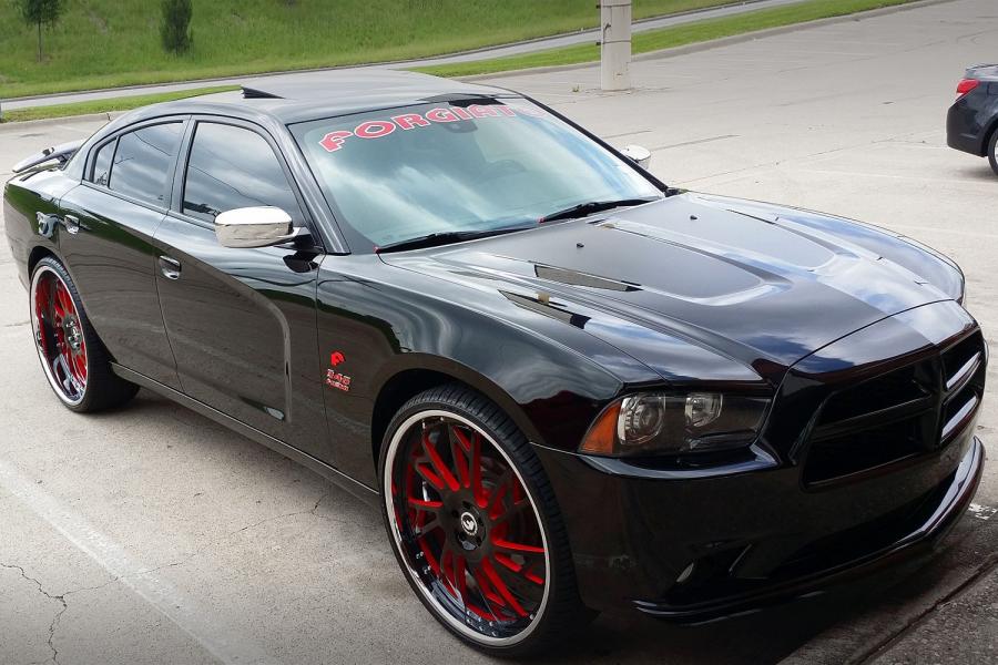  Dodge Charger Hemi on Forgiato Wheels (Veraso) 2016 года  (фото 2 из 4)